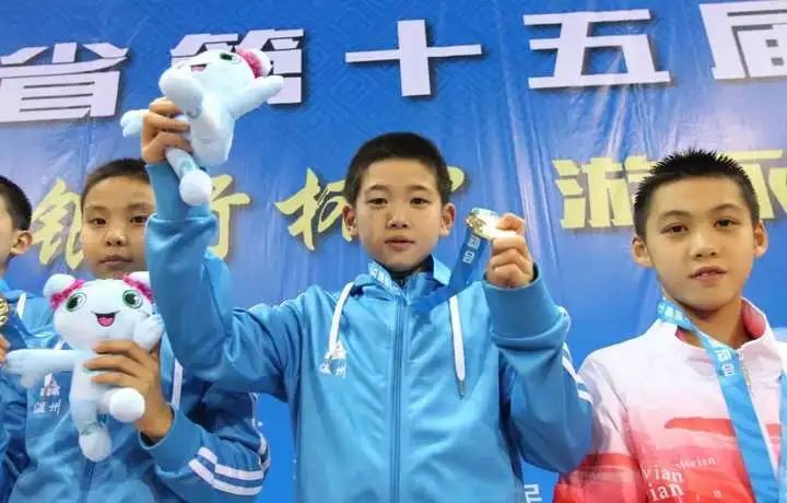 “今天终于把他们都拿下了”，破世界纪录后，潘展乐霸气回应！