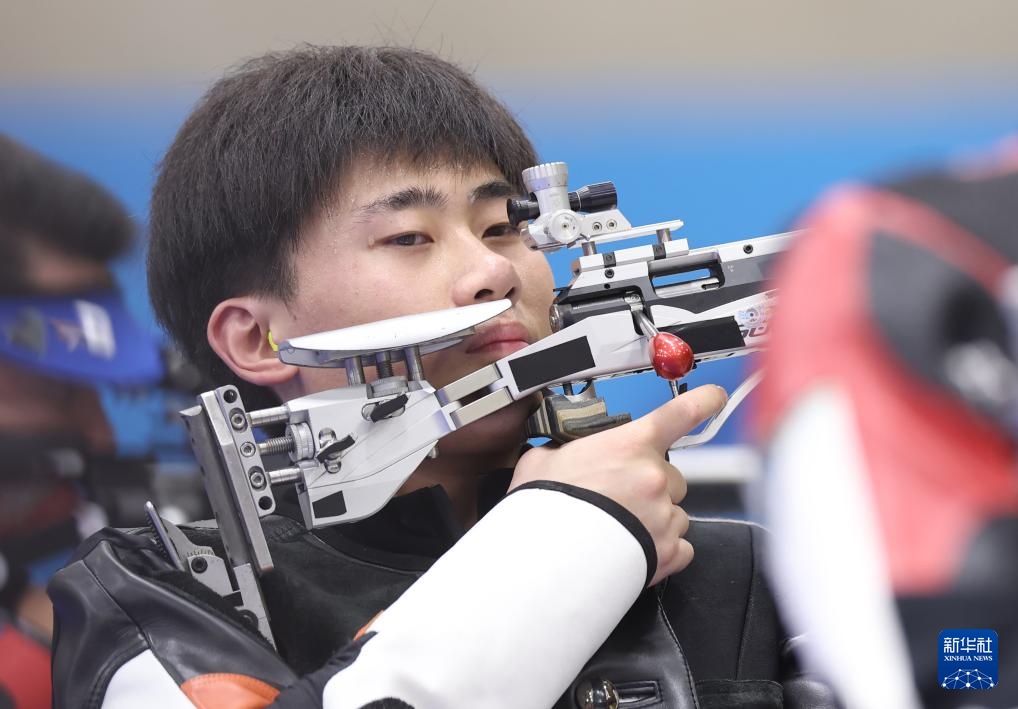 巴黎奥运会 | 射击——男子50米步枪三姿决赛:中国选手刘宇坤夺冠 巴黎奥运会 | 射击——男子50米步枪三姿决赛:中国选手刘宇坤夺冠