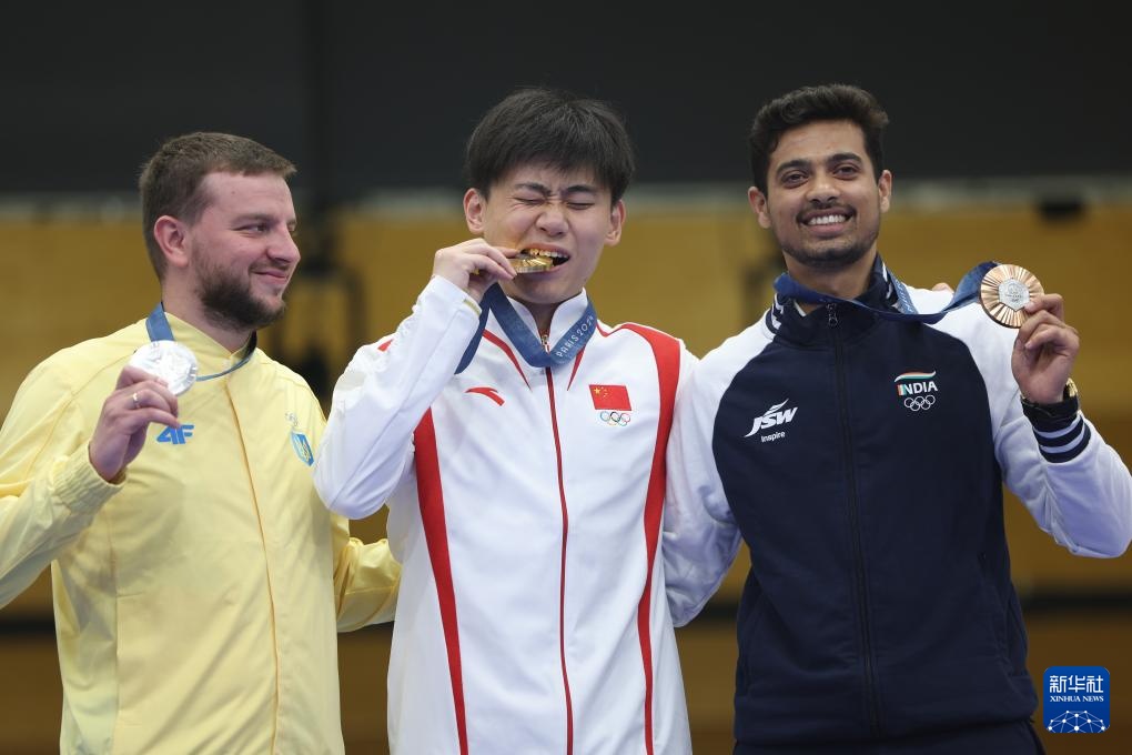 巴黎奥运会 | 射击——男子50米步枪三姿决赛:中国选手刘宇坤夺冠 巴黎奥运会 | 射击——男子50米步枪三姿决赛:中国选手刘宇坤夺冠