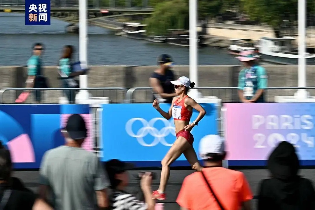 中国队田径首金来了！杨家玉，漂亮！