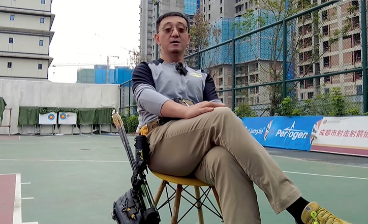 一夜之间,嘴瓢樊振东的解说员火了! 一夜之间,嘴瓢樊振东的解说员火了!