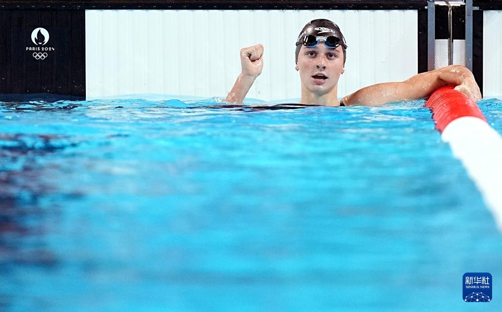 巴黎奥运会｜游泳——女子200米蝶泳张雨霏摘铜