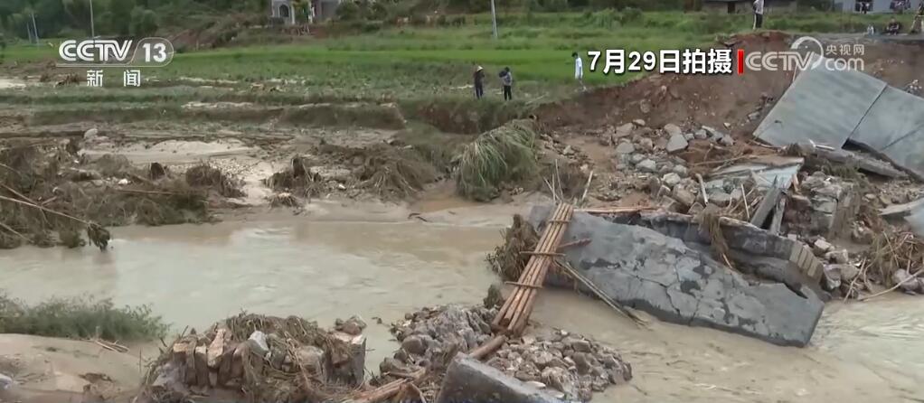 多路救援力量挺进八面山瑶族乡 记者跟随记录38小时救援实况