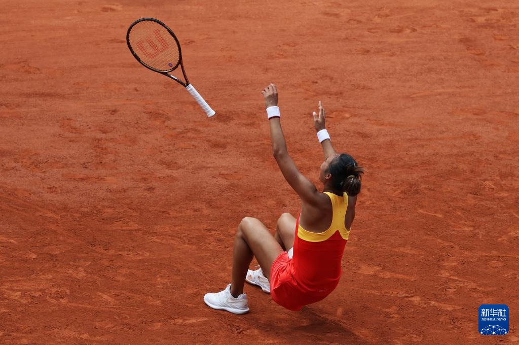 巴黎奥运会 | 网球——女单：郑钦文晋级决赛