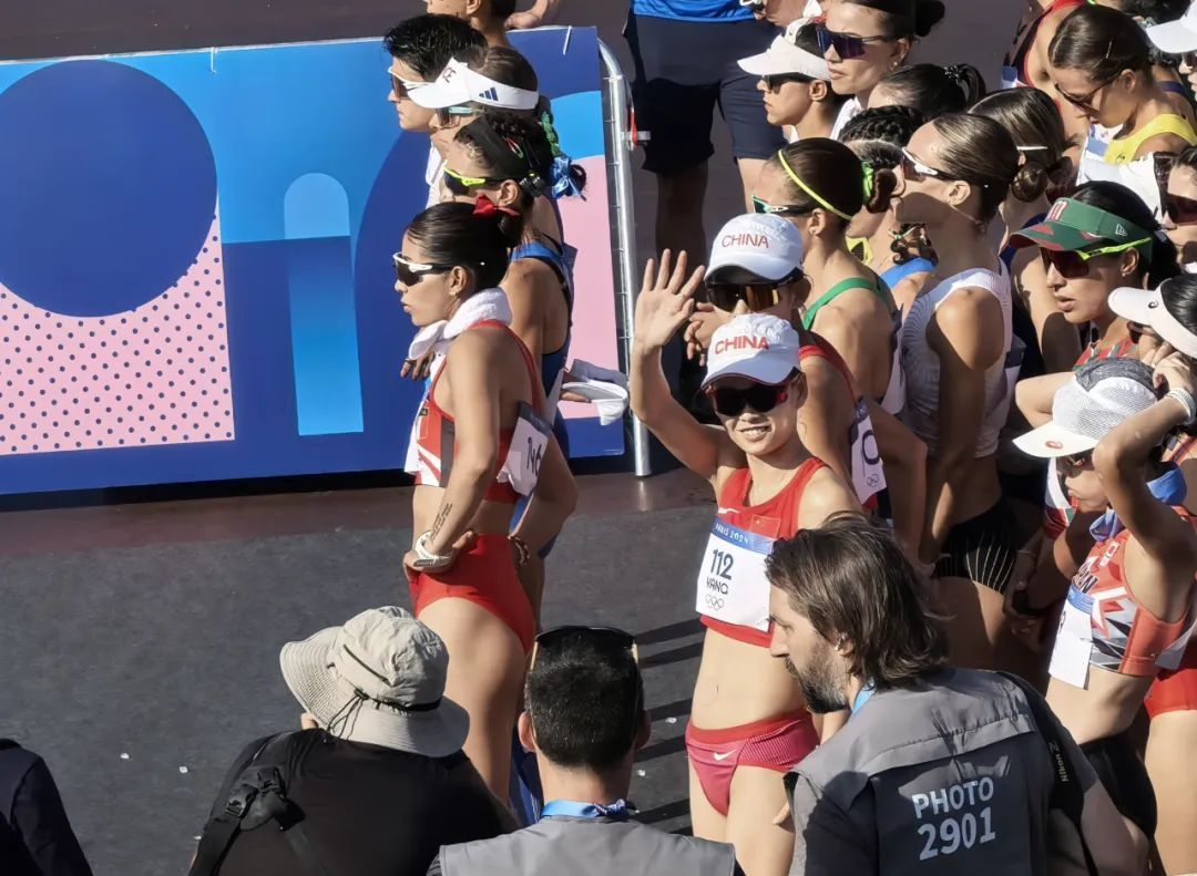 中国队田径首金来了！杨家玉，漂亮！