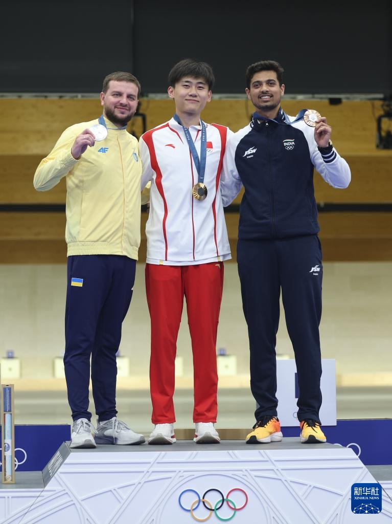 巴黎奥运会 | 射击——男子50米步枪三姿决赛:中国选手刘宇坤夺冠 巴黎奥运会 | 射击——男子50米步枪三姿决赛:中国选手刘宇坤夺冠