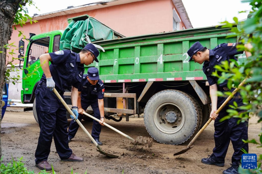 临城村抗洪一线见闻——救援 安置 重建