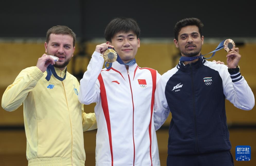 巴黎奥运会 | 射击——男子50米步枪三姿决赛:中国选手刘宇坤夺冠 巴黎奥运会 | 射击——男子50米步枪三姿决赛:中国选手刘宇坤夺冠