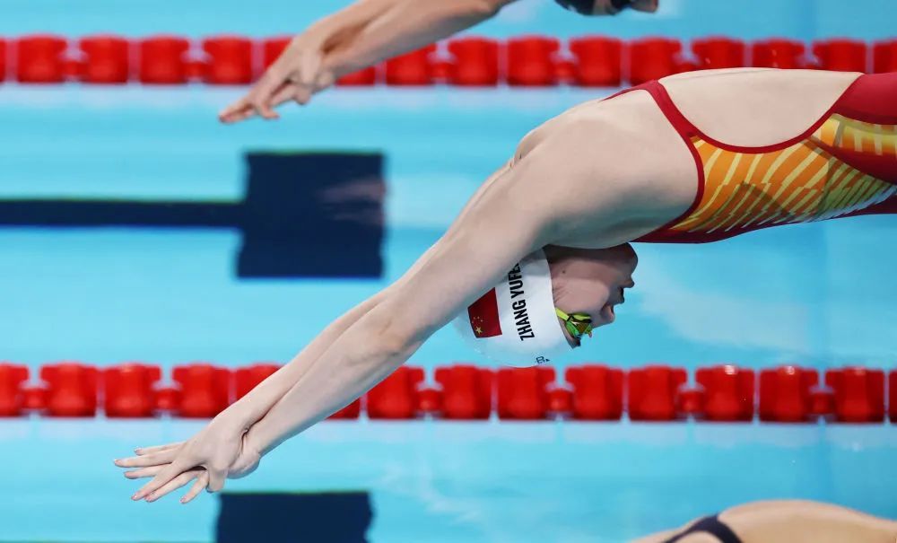 雨霏的铜牌，闪着金光！