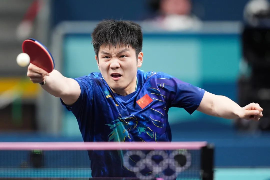 刚刚，微博热搜爆了！大逆转！樊振东，顶住了！