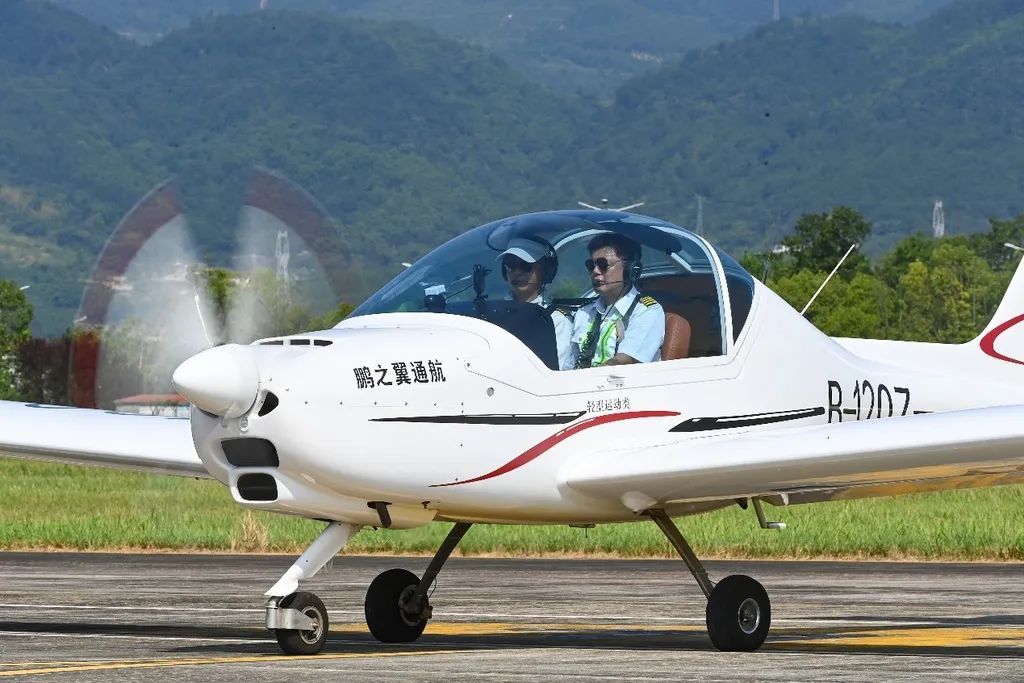 首条低空航线！重庆“打飞的”到成都只需1小时50分
