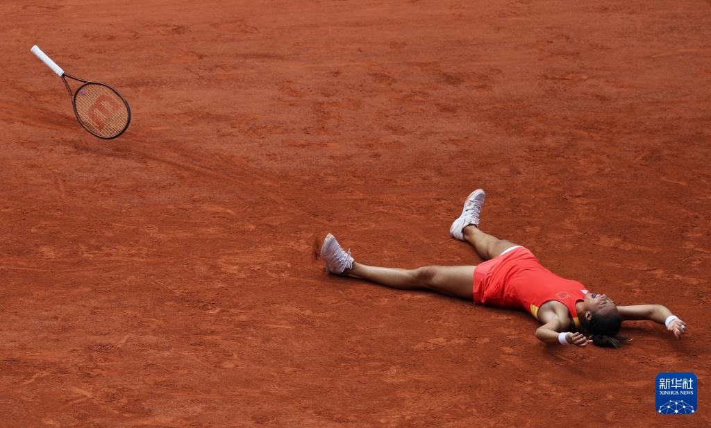 巴黎奥运会 | 网球——女单：郑钦文晋级决赛