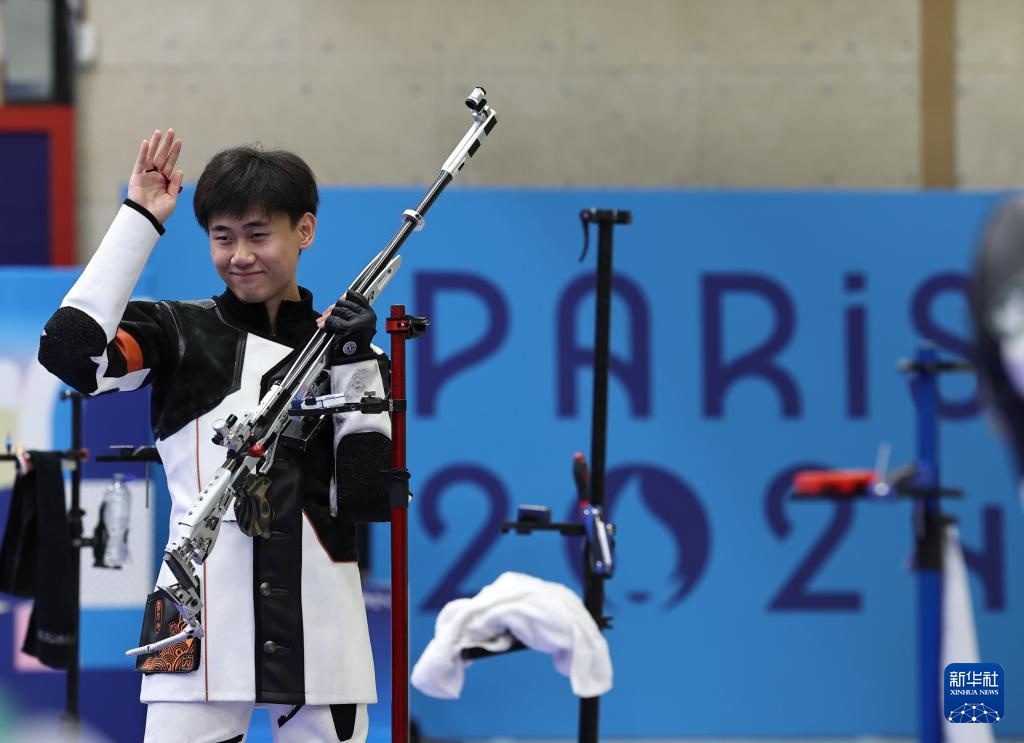 巴黎奥运会 | 射击——男子50米步枪三姿决赛:中国选手刘宇坤夺冠 巴黎奥运会 | 射击——男子50米步枪三姿决赛:中国选手刘宇坤夺冠