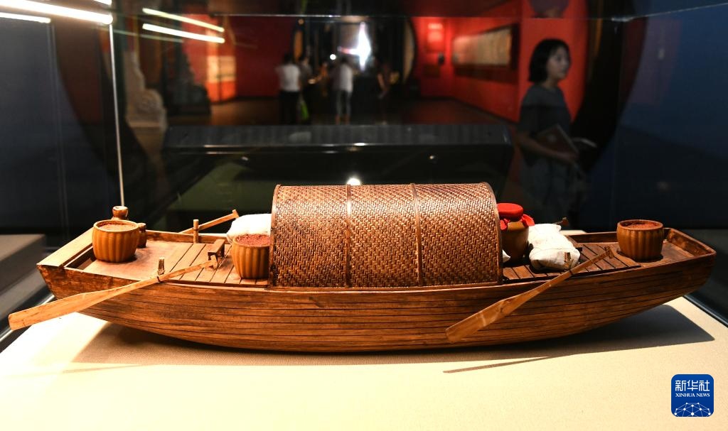 文化中国行丨在中国大运河“非遗”展示馆感受文化脉动 文化中国行丨在中国大运河“非遗”展示馆感受文化脉动