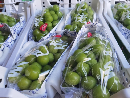 价格大跳水！“还会更便宜”…许多上海人都爱吃