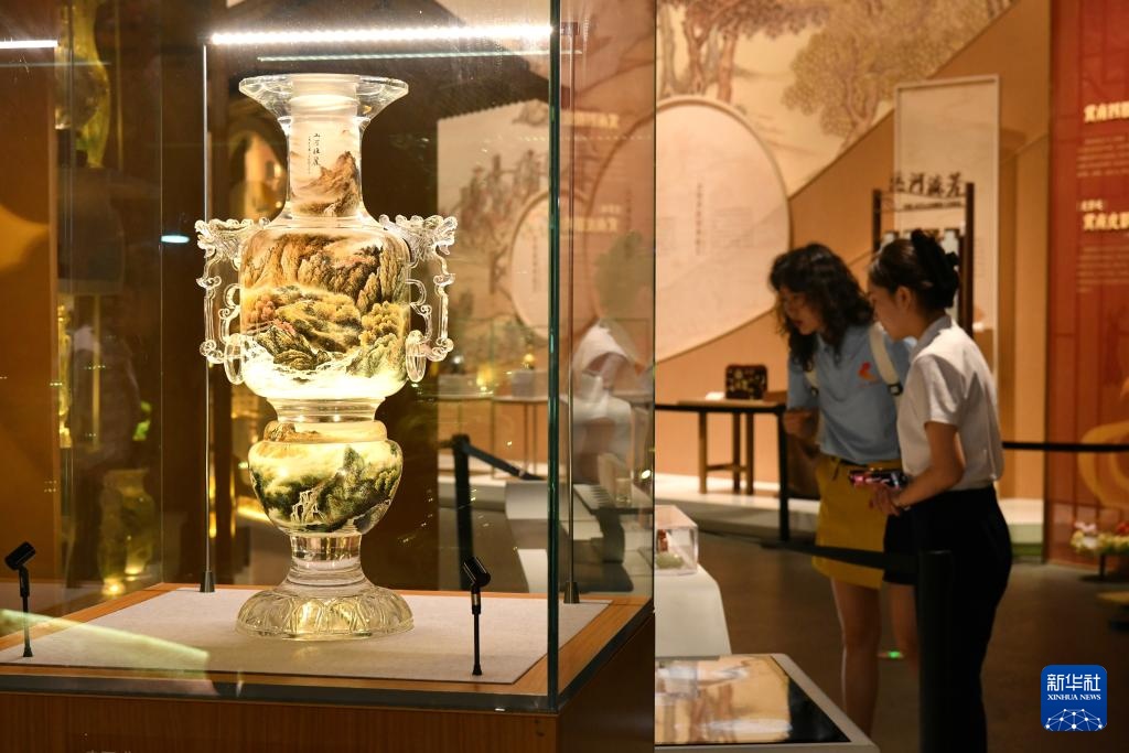 文化中国行丨在中国大运河“非遗”展示馆感受文化脉动 文化中国行丨在中国大运河“非遗”展示馆感受文化脉动