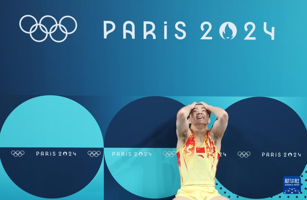 巴黎奥运会丨蹦床——王梓赛、严浪宇分获男子蹦床亚、季军