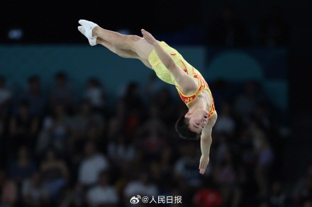 王梓赛男子蹦床银牌