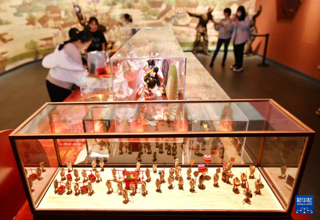 文化中国行丨在中国大运河“非遗”展示馆感受文化脉动 文化中国行丨在中国大运河“非遗”展示馆感受文化脉动