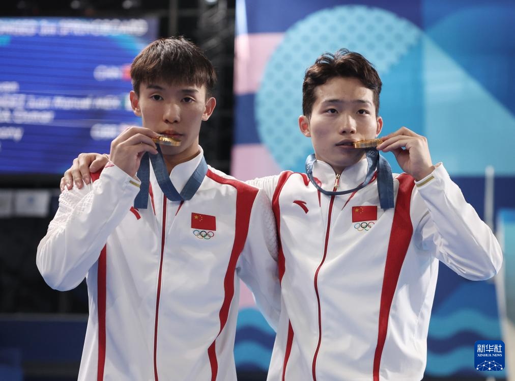 巴黎奥运会 | 跳水——男子双人3米板：中国选手龙道一/王宗源夺得金牌