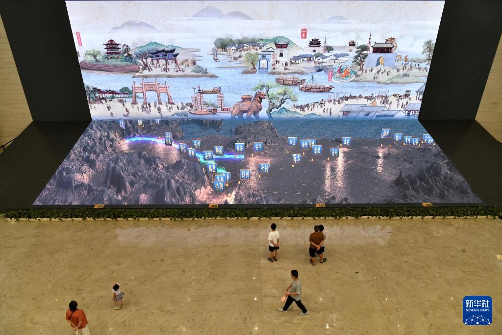 文化中国行丨在中国大运河“非遗”展示馆感受文化脉动 文化中国行丨在中国大运河“非遗”展示馆感受文化脉动