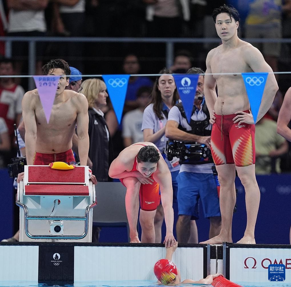 巴黎奥运会丨游泳——男女4x100米混合泳接力中国队摘银牌 巴黎奥运会丨游泳——男女4x100米混合泳接力中国队摘银牌