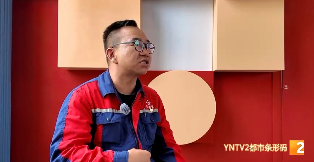 8岁女孩溺水！他用150秒极限救人