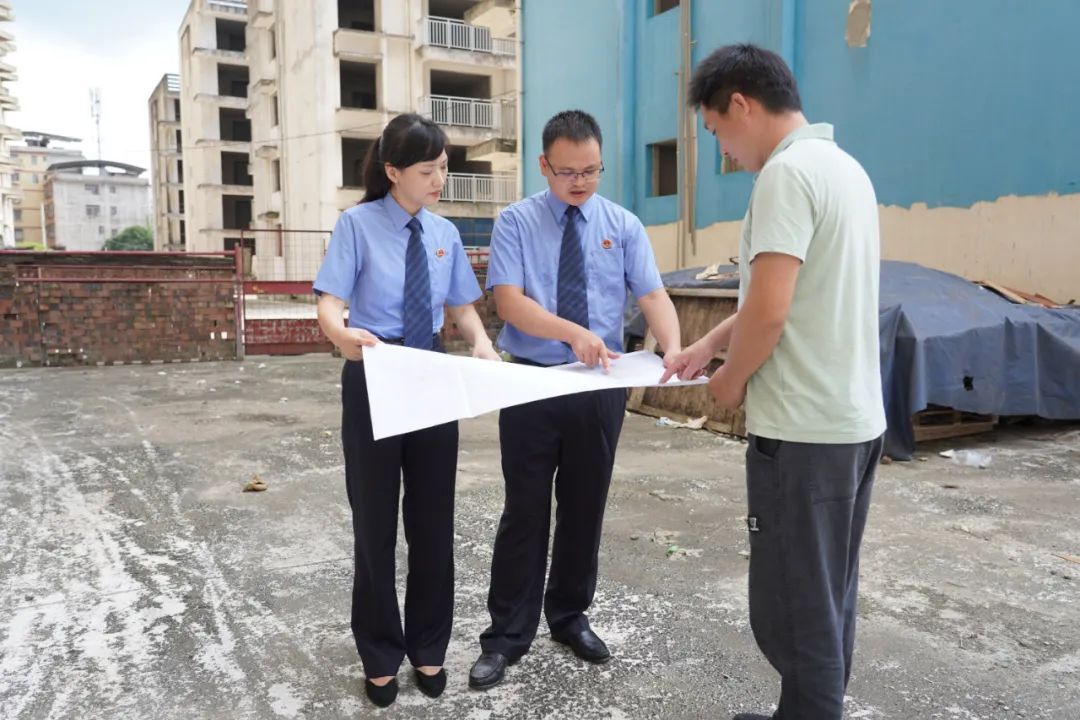 地标式建筑竟成了烂尾楼，揭秘背后黑幕
