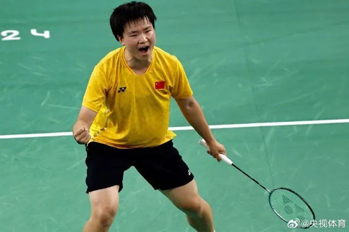 突发!马林受伤退赛!何冰娇晋级决赛 突发!马林受伤退赛!何冰娇晋级决赛