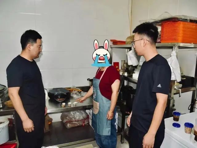 两名辅警尿检呈阳性!曾相约在同一家店吃肉夹馍 两名辅警尿检呈阳性!曾相约在同一家店吃肉夹馍