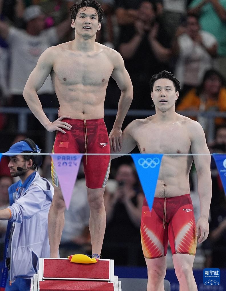 巴黎奥运会丨游泳——男女4x100米混合泳接力中国队摘银牌 巴黎奥运会丨游泳——男女4x100米混合泳接力中国队摘银牌