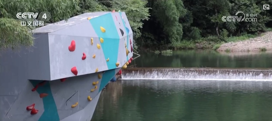 攀岩运动迎来热潮 新兴奥运项目激发小镇新活力