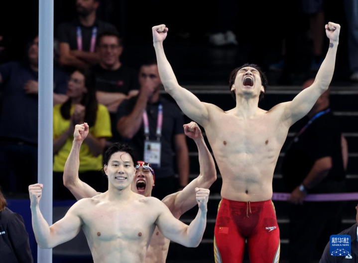 巴黎奥运会丨游泳——中国队获男子4x100米混合泳接力金牌 巴黎奥运会丨游泳——中国队获男子4x100米混合泳接力金牌