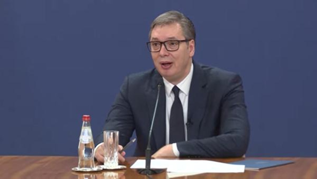 德约科维奇奥运夺金成就“金满贯”,武契奇祝贺:你胸前闪耀的金牌让我们充满自豪! 德约科维奇奥运夺金成就“金满贯”,武契奇祝贺:你胸前闪耀的金牌让我们充满自豪!