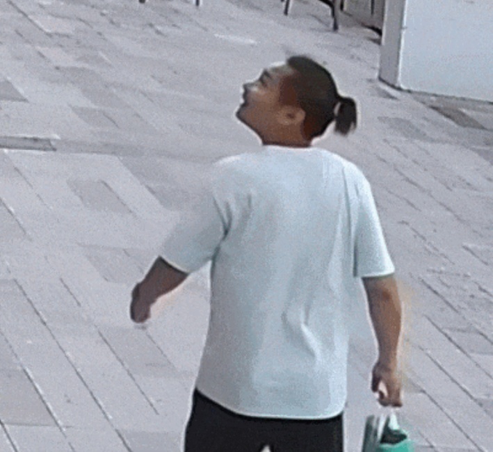 订单暴涨3倍!杭州这家奶茶店突然走红!出来的人,帅了十分!全国网友被“种草” 订单暴涨3倍!杭州这家奶茶店突然走红!出来的人,帅了十分!全国网友被“种草”