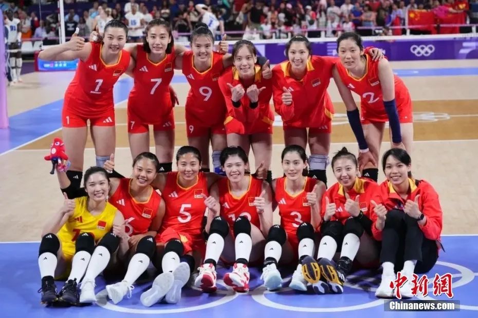 中国女排小组赛全胜晋级八强! 中国女排小组赛全胜晋级八强!