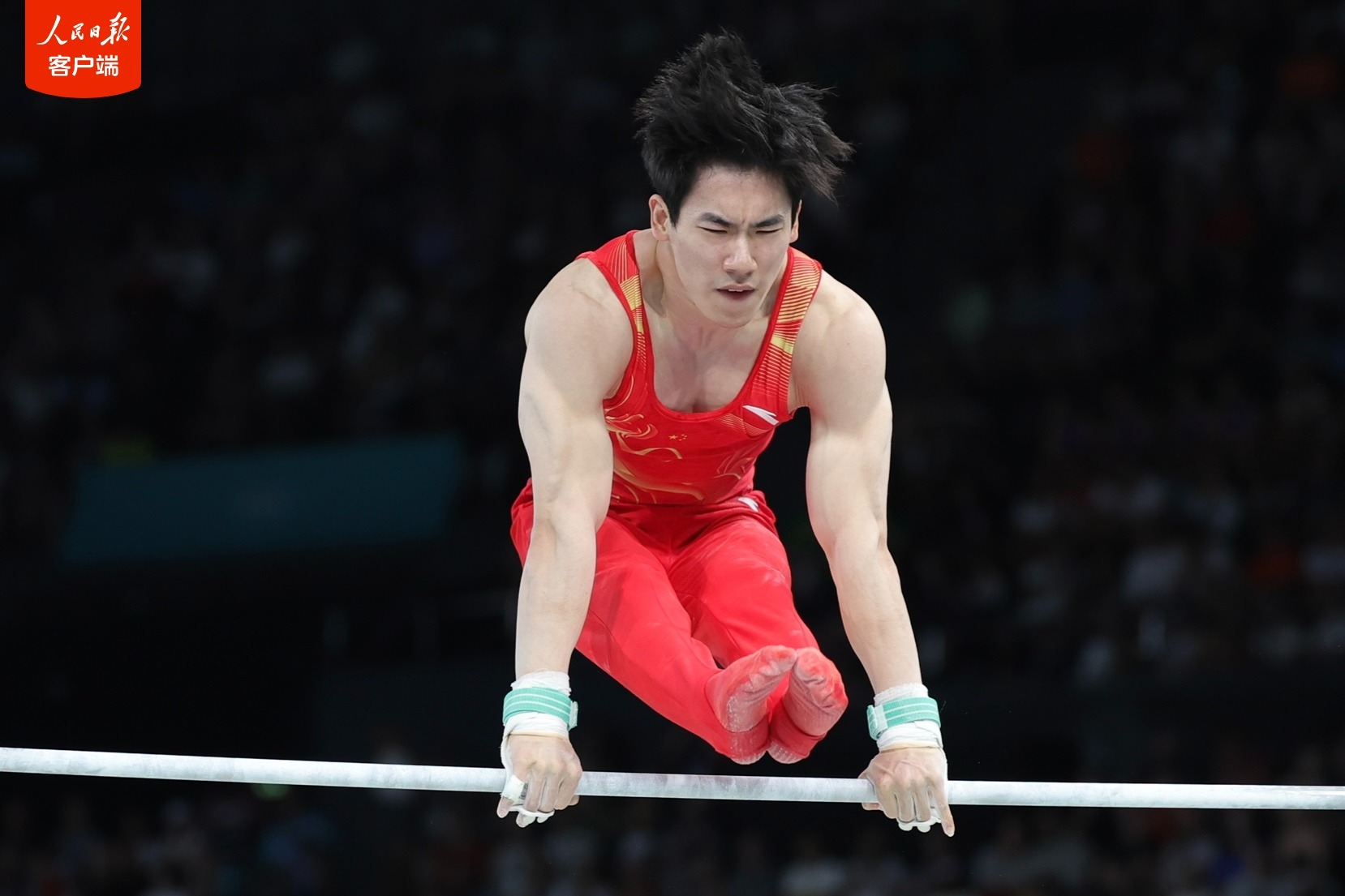 张博恒夺得体操男子单杠铜牌