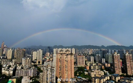 今天重庆出现的彩虹你拍到了吗