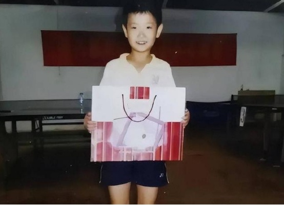 孙颖莎，打球快乐！