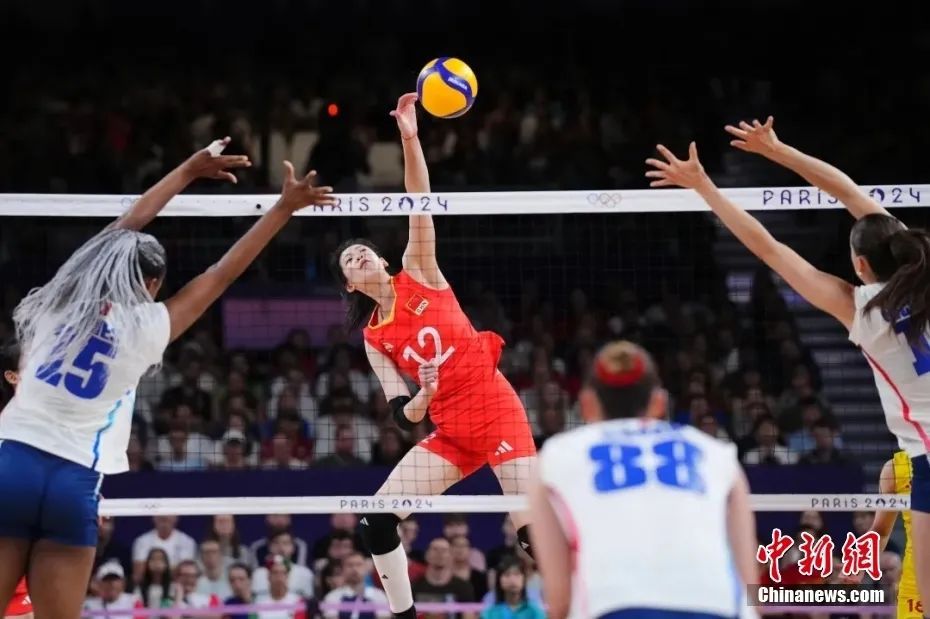 中国女排小组赛全胜晋级八强! 中国女排小组赛全胜晋级八强!
