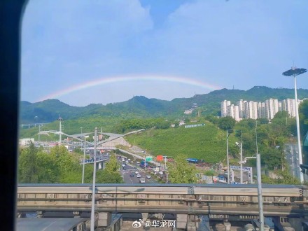 今天重庆出现的彩虹你拍到了吗