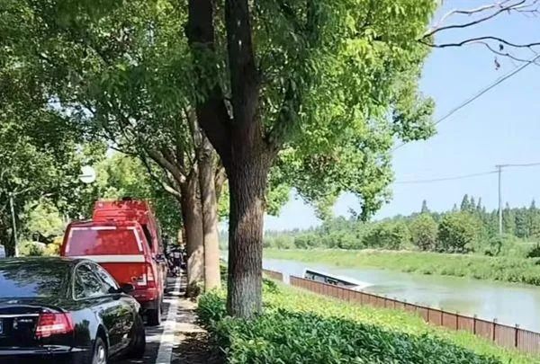 确认了！他经抢救无效死亡！警方通报！