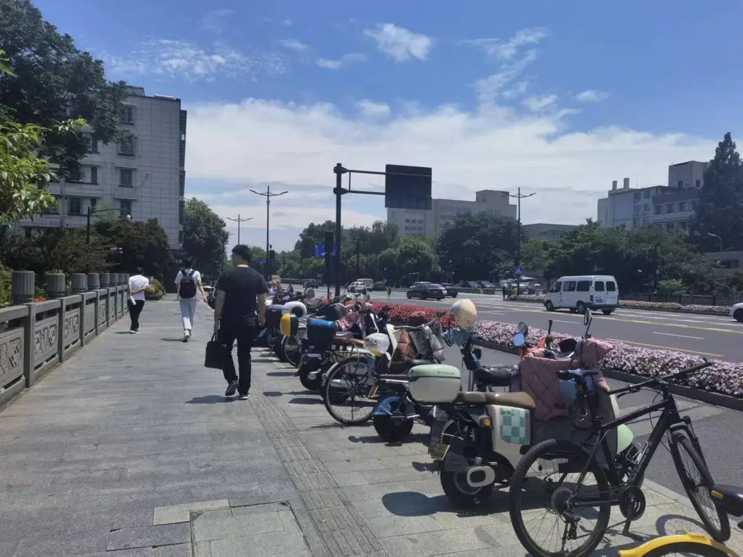 热到肾衰竭，杭州男子差点终身血透！一医院连收10例，医生紧急提醒