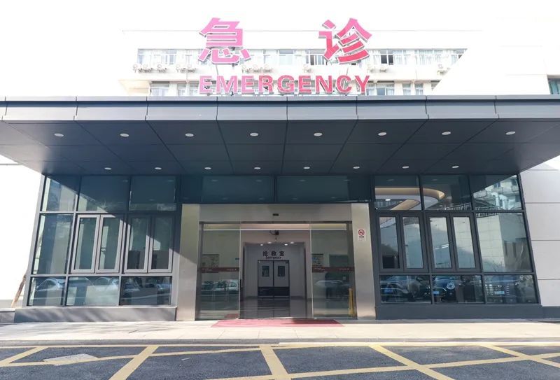 热到肾衰竭，杭州男子差点终身血透！一医院连收10例，医生紧急提醒