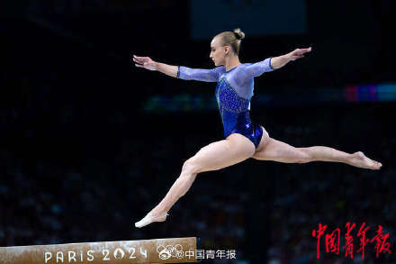 平衡木决赛多名选手掉木 周雅琴夺银