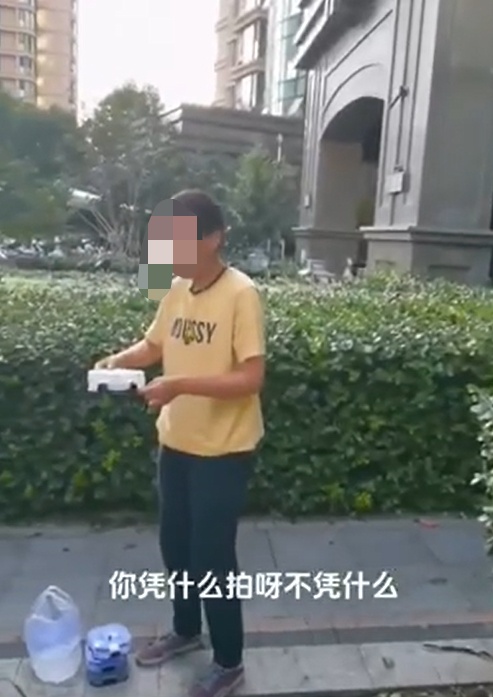河北廊坊女子放生蟑螂！律师：若属入侵物种，随意放生或涉嫌犯罪