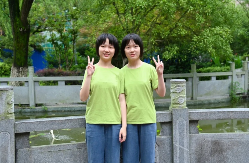 优秀×2！双胞胎姐妹考上北大