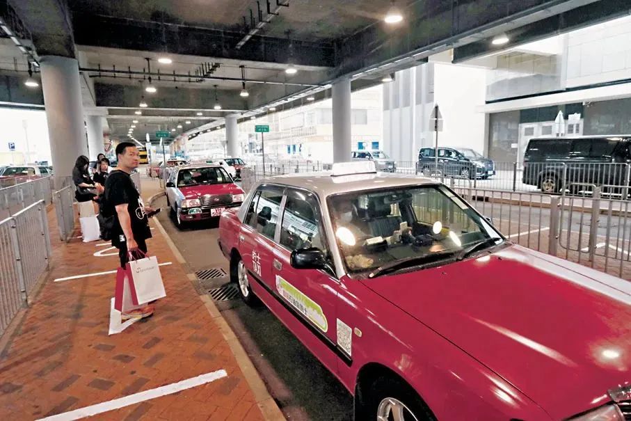 在香港打的，可扫码支付了！
