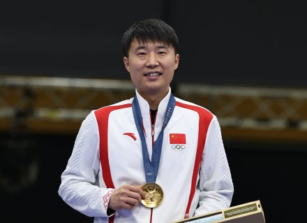 李越宏坚持可抵岁月漫长