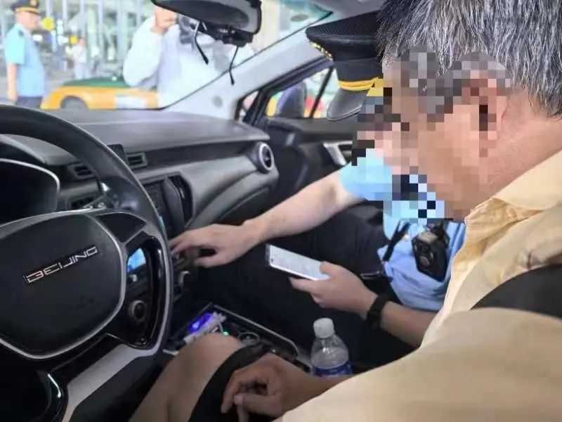 出租车拒载、议价、绕路,北京重拳出击! 出租车拒载、议价、绕路,北京重拳出击!